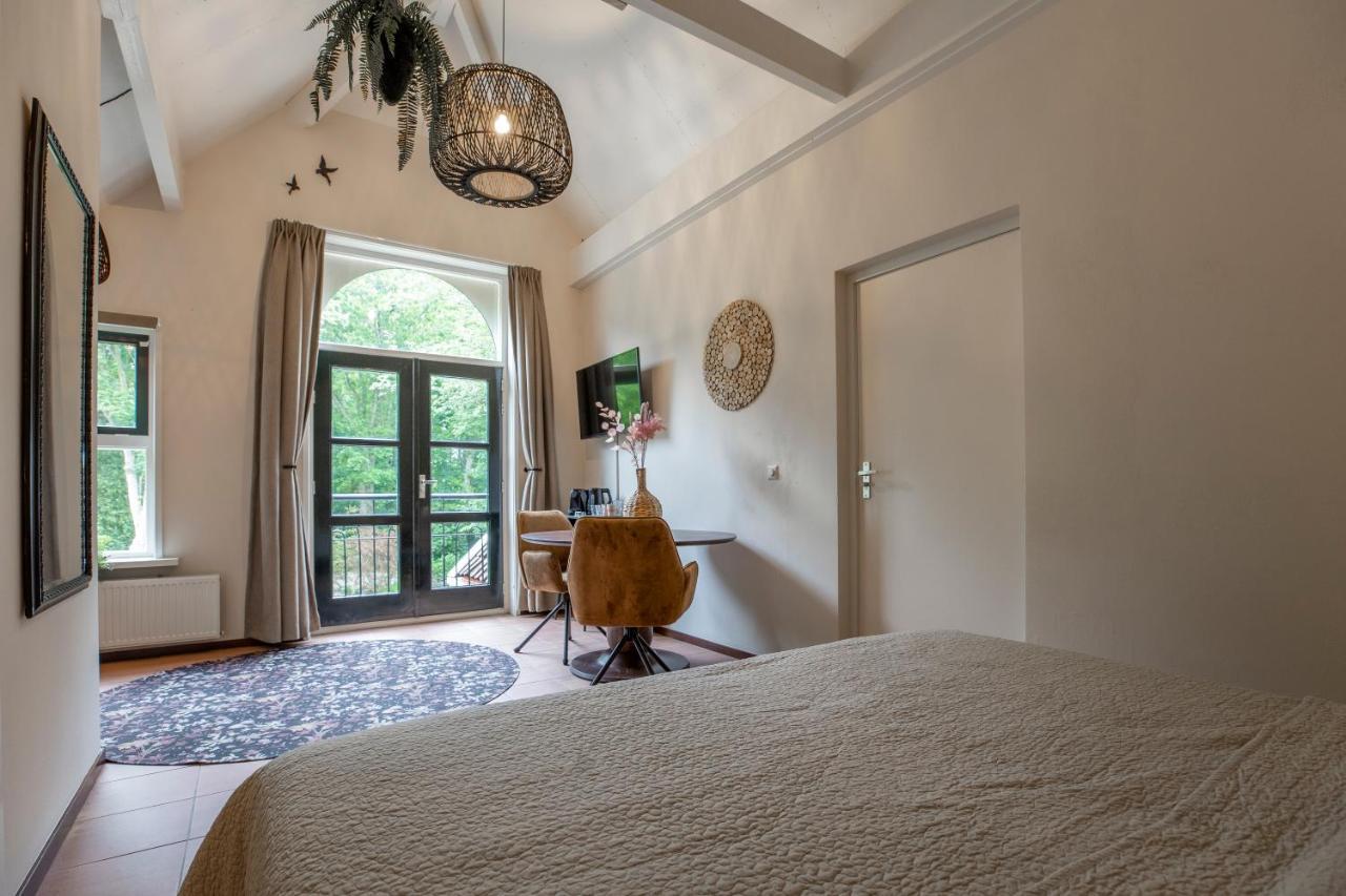 Bed & Bos De 14 Sterren Hotel Den Burg Exterior photo